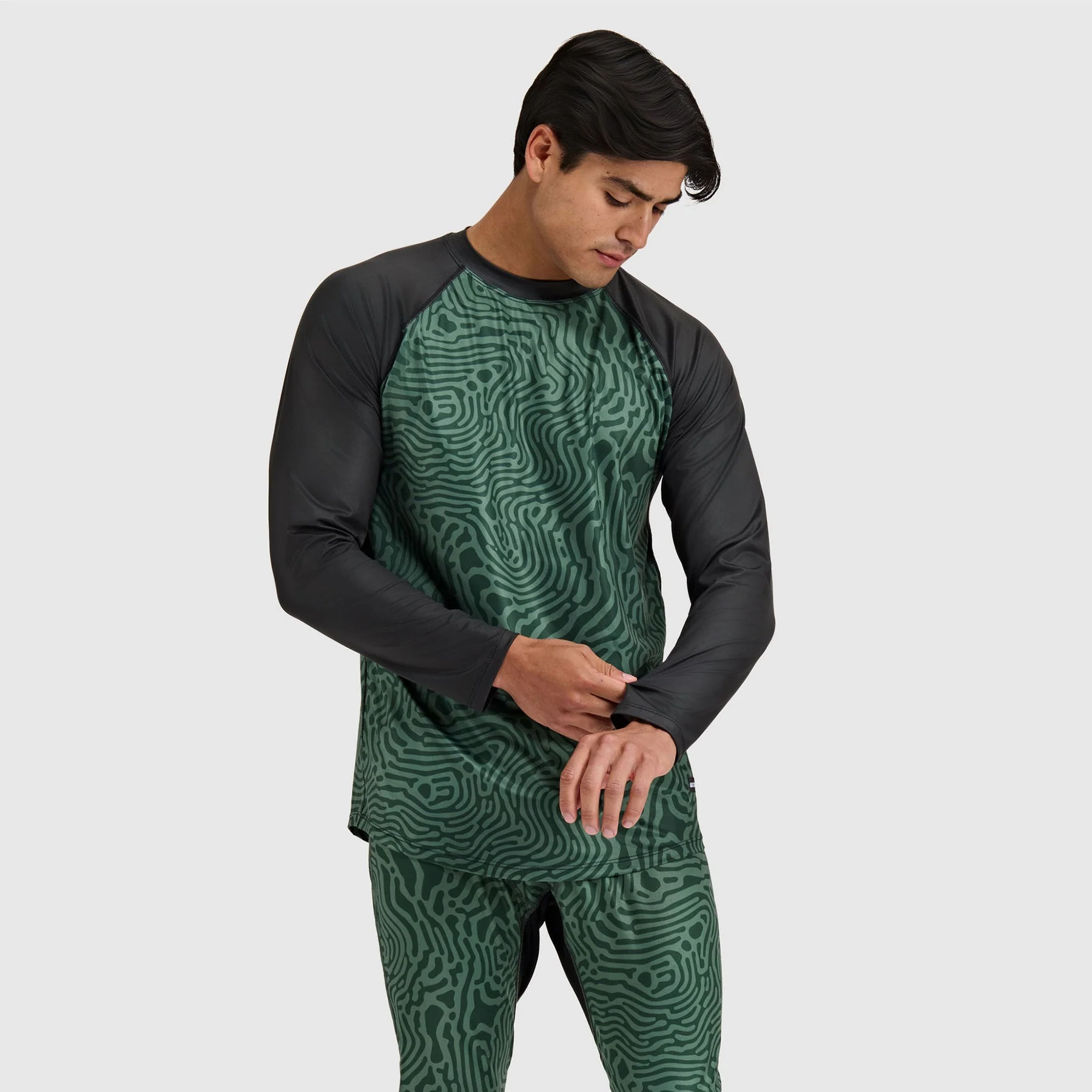 BlackStrap Men's Skyliner All-Season Base Layer Crewneck - Image 4