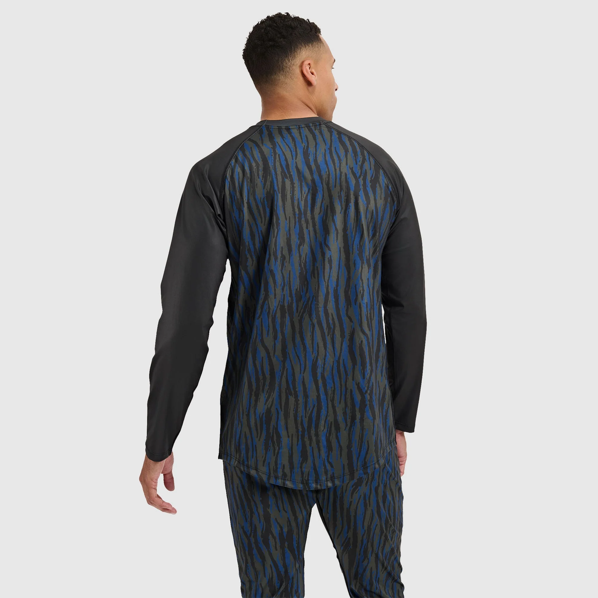 BlackStrap Men's Skyliner All-Season Base Layer Crewneck - Image 7