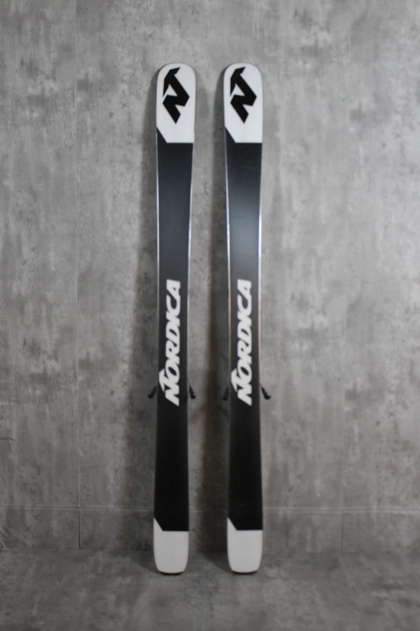 Demo/Used - Nordica Santa Ana 87 W's 2025 - Image 2